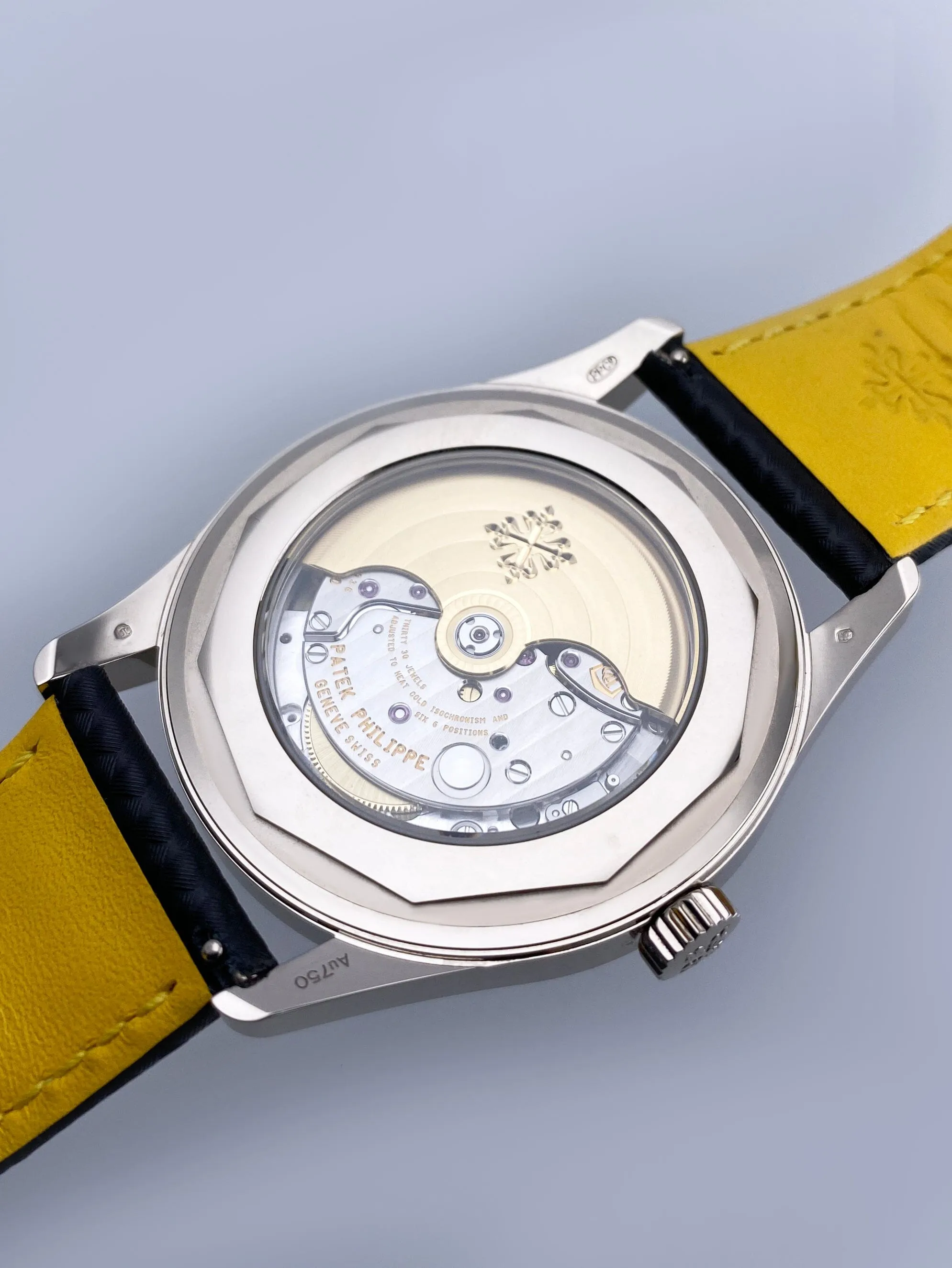 Patek Philippe Calatrava 6007G-001 Yellow Mens Watch Box Papers