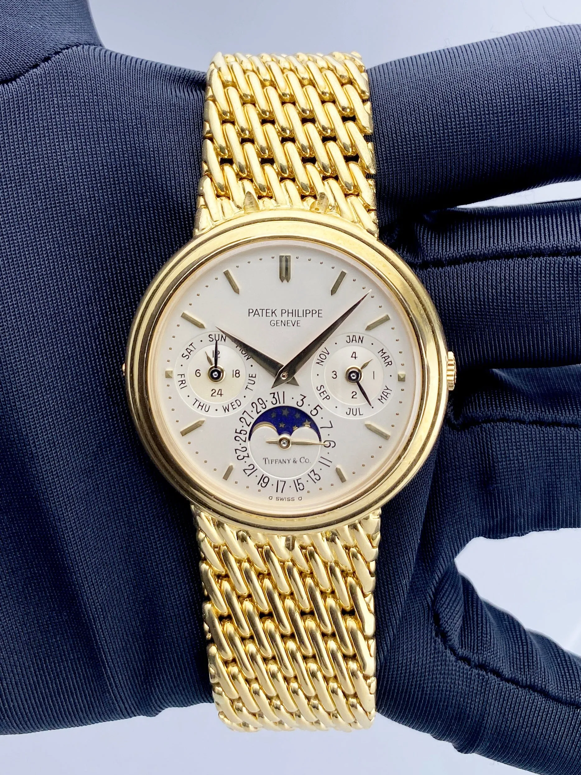 Patek Philippe Perpetual Calendar Tiffany & Co.3945J Mens Watch Box Papers
