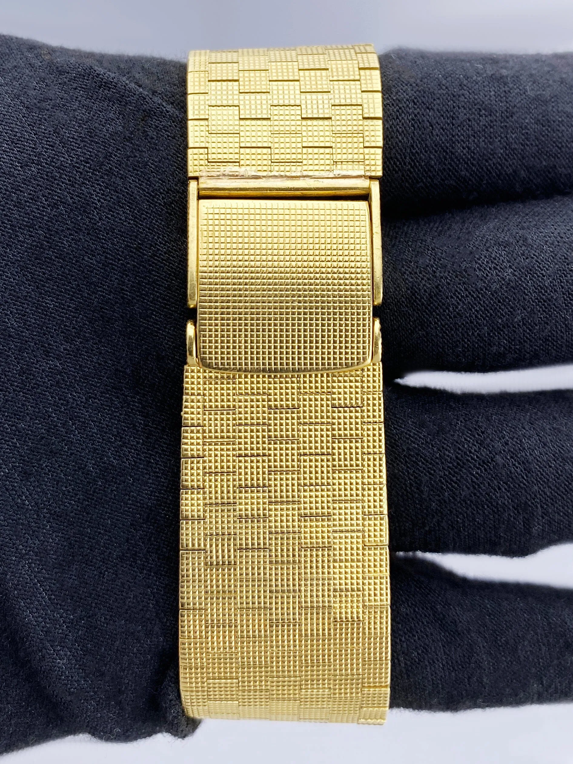 Piaget 12301 C 4 Champagne Dial 18K Yellow Gold Mens Watch