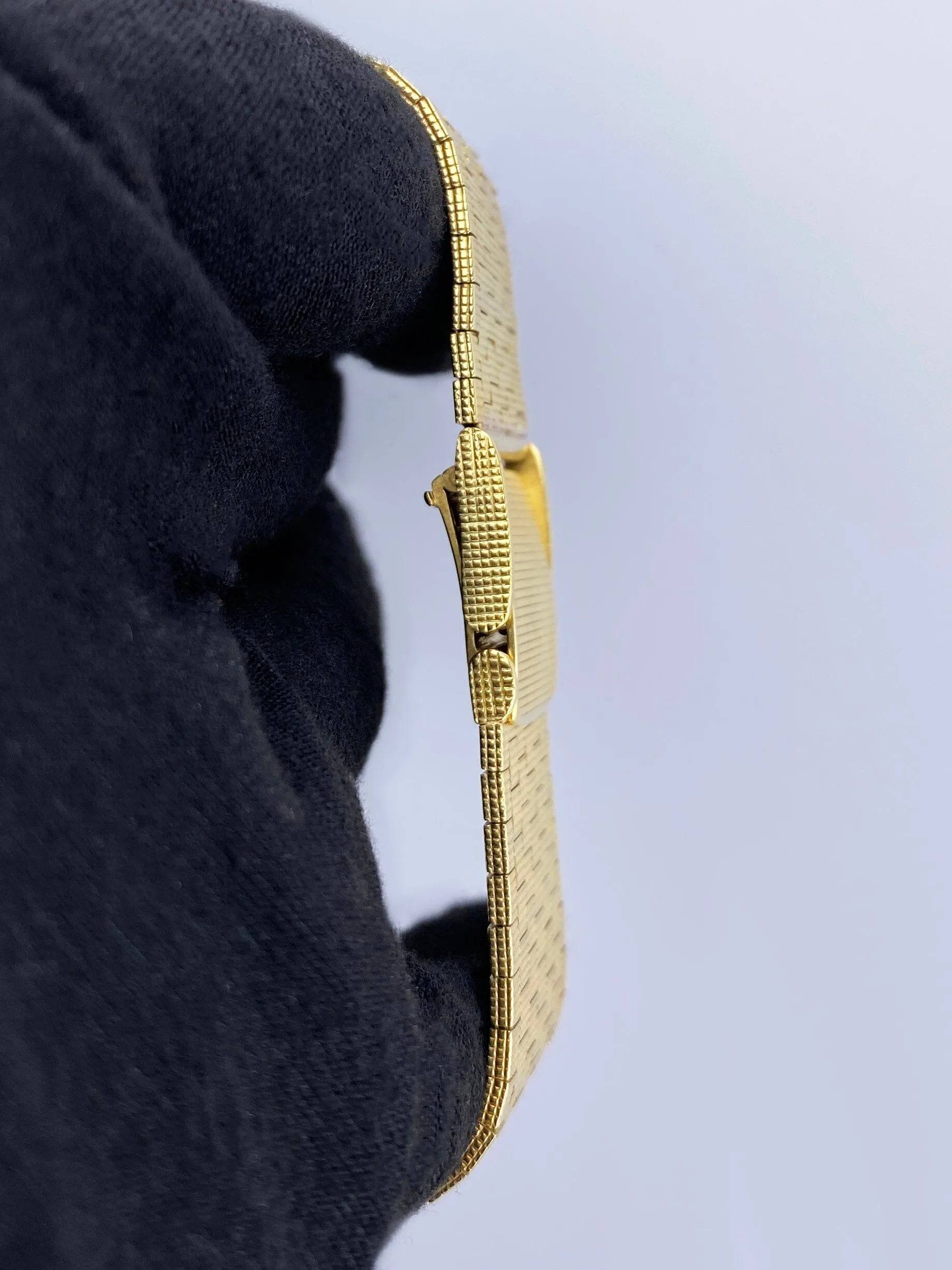 Piaget 12301 C 4 Champagne Dial 18K Yellow Gold Mens Watch
