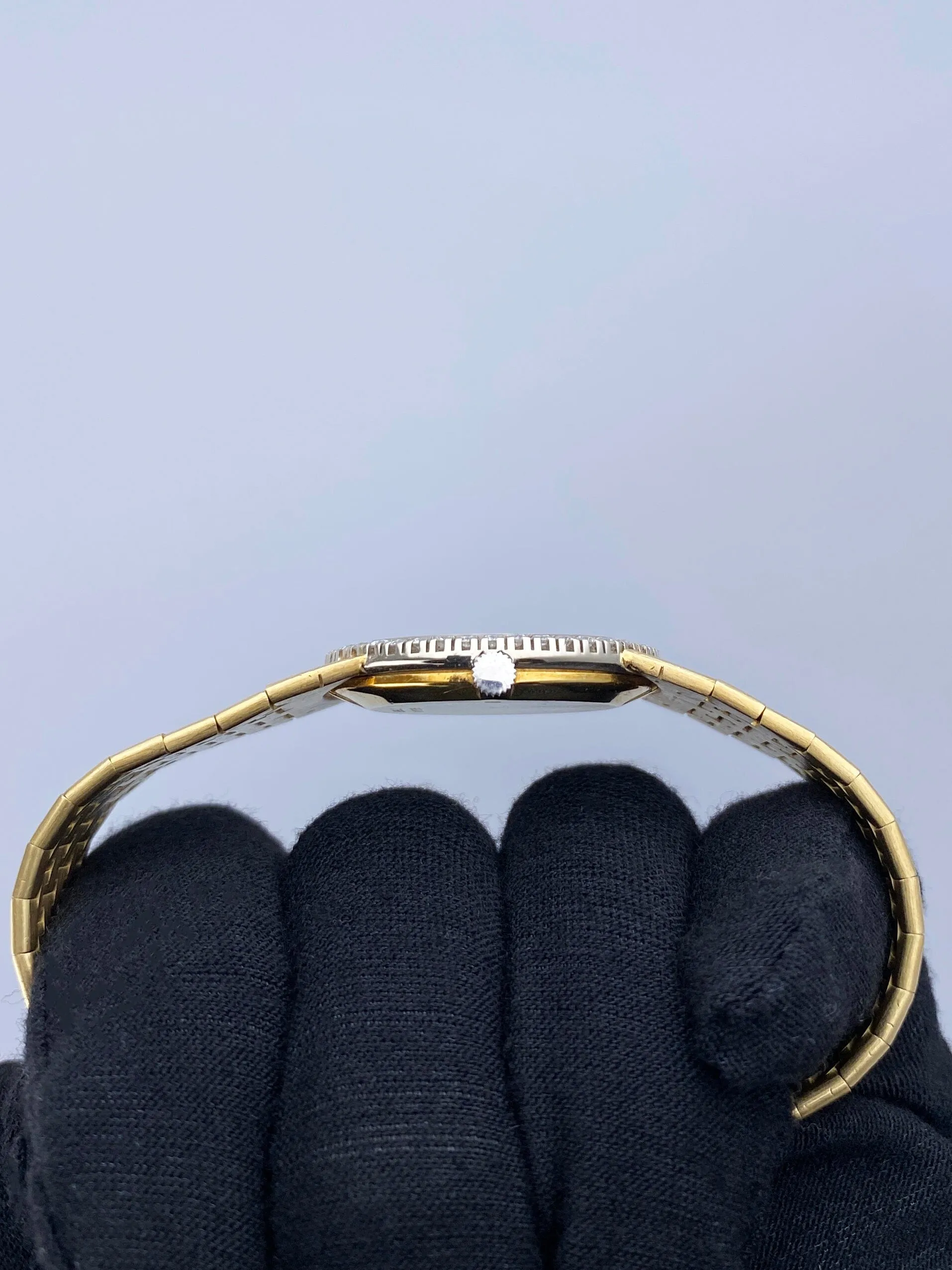 Piaget 9826A6 Diamond Nephrite Dial Ladies Watch