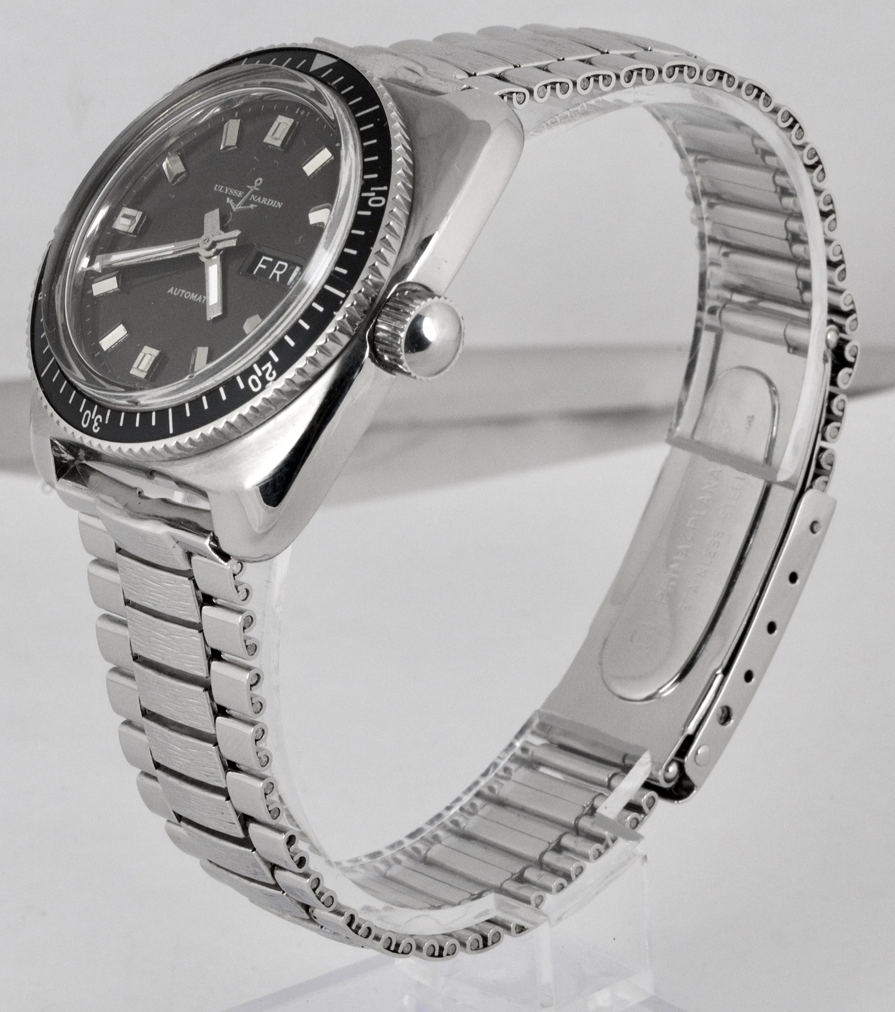 RARE 1970's Vintage Ulysse Nardin UN Submarine Diver Stainless 800FT Black Watch