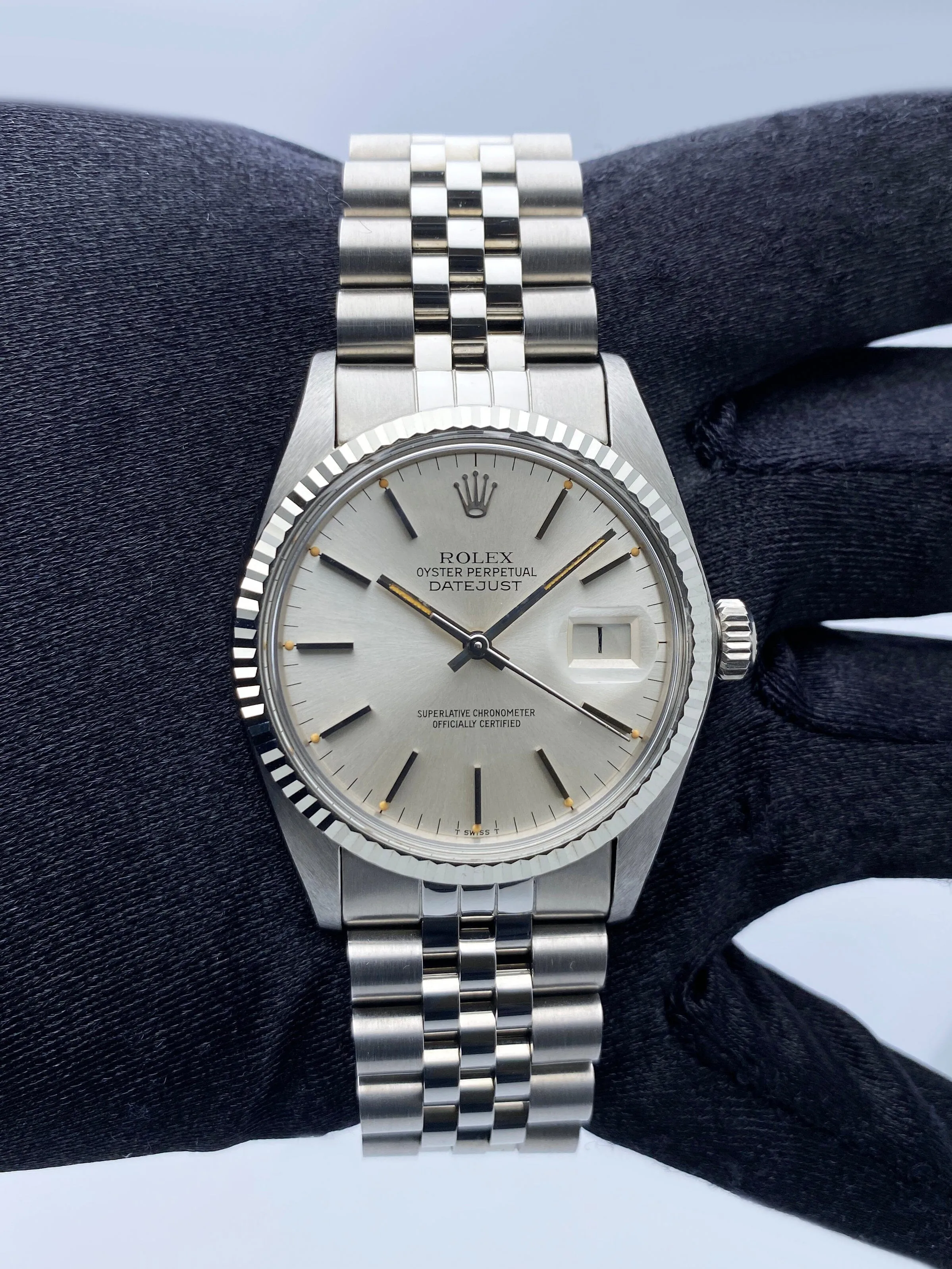 Rolex Datejust 16014 Silver Dial Mens Watch Papers
