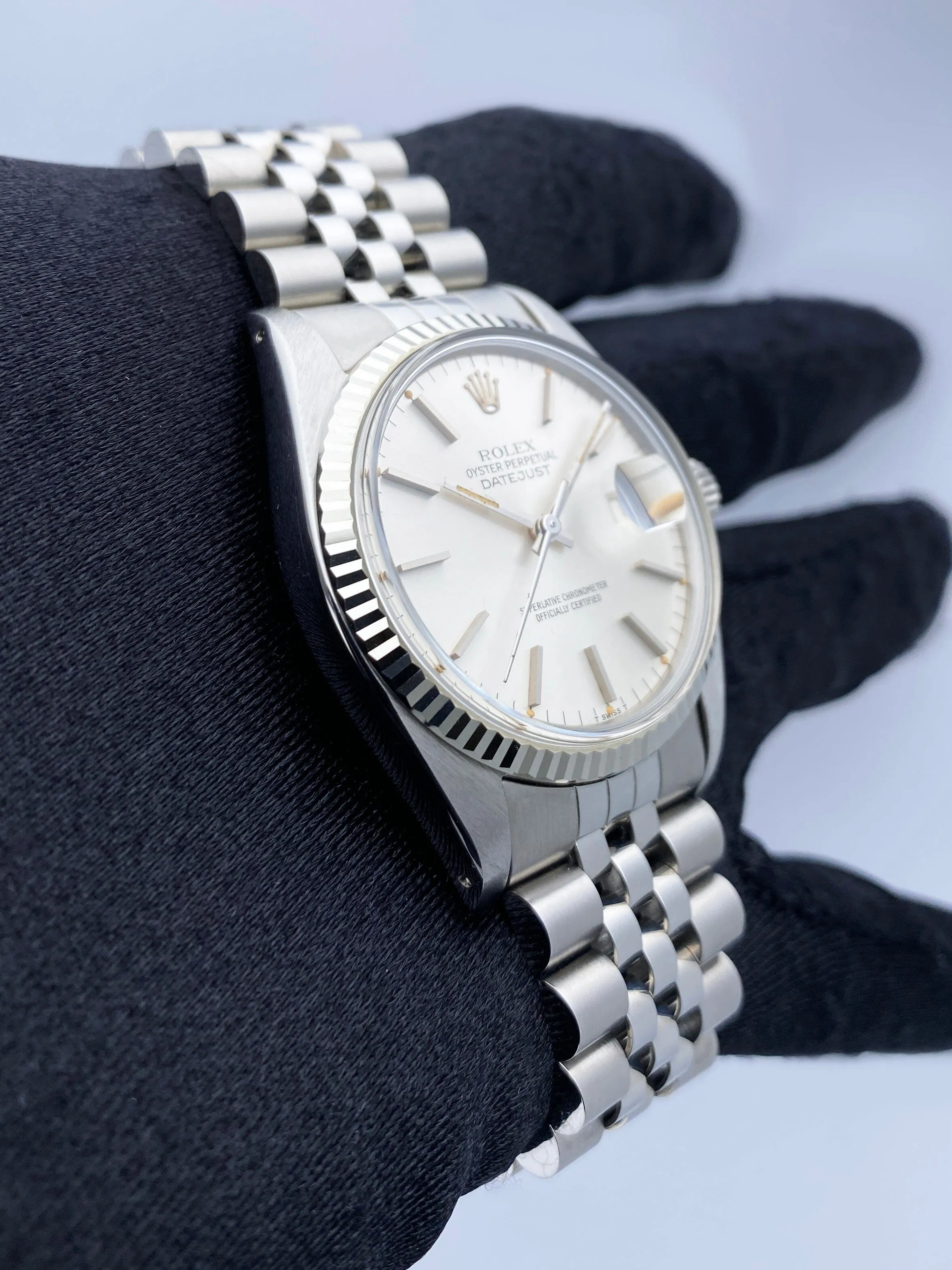 Rolex Datejust 16014 Silver Dial Mens Watch Papers