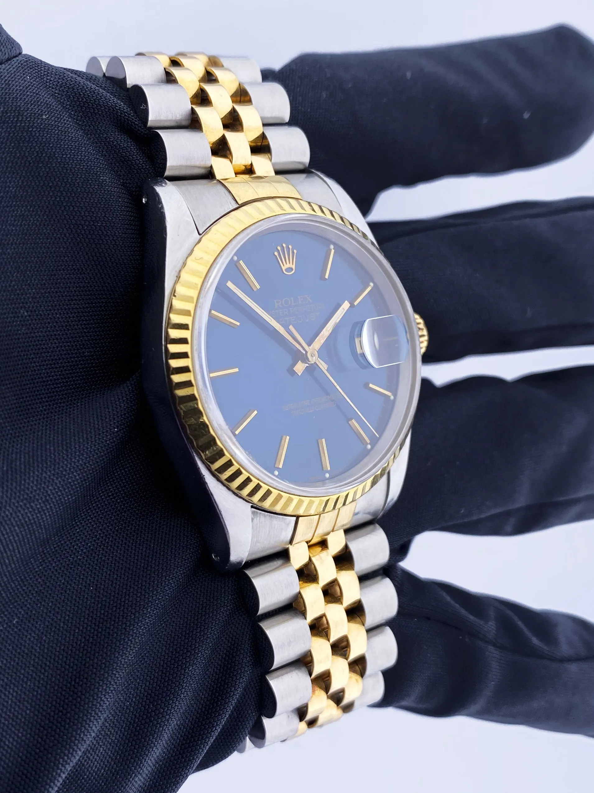 Rolex Datejust 16233 Blue Dial Mens Watch Box & Papers