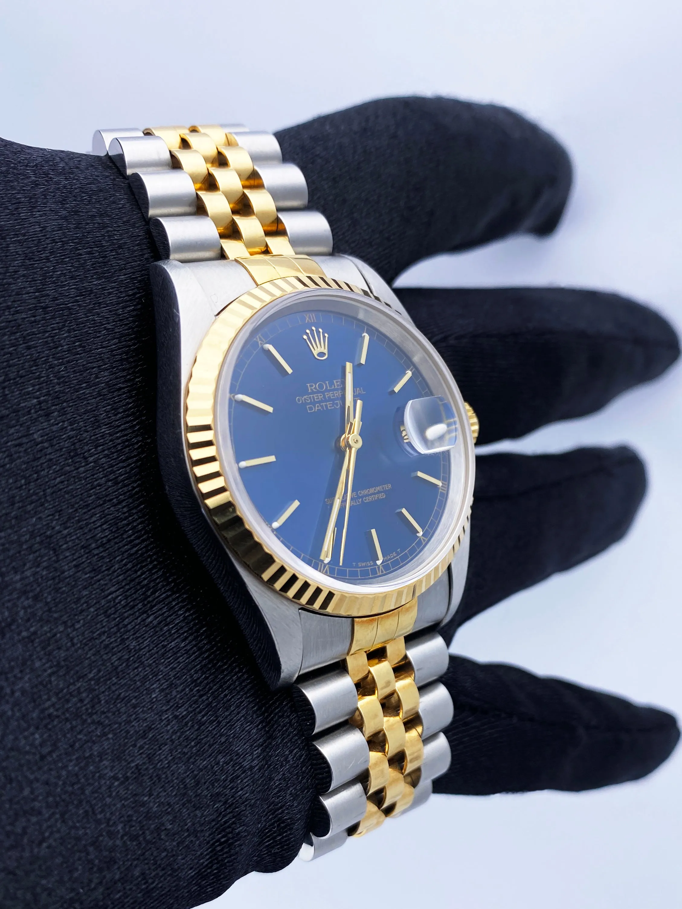 Rolex Datejust 16233 Blue Dial Mens Watch