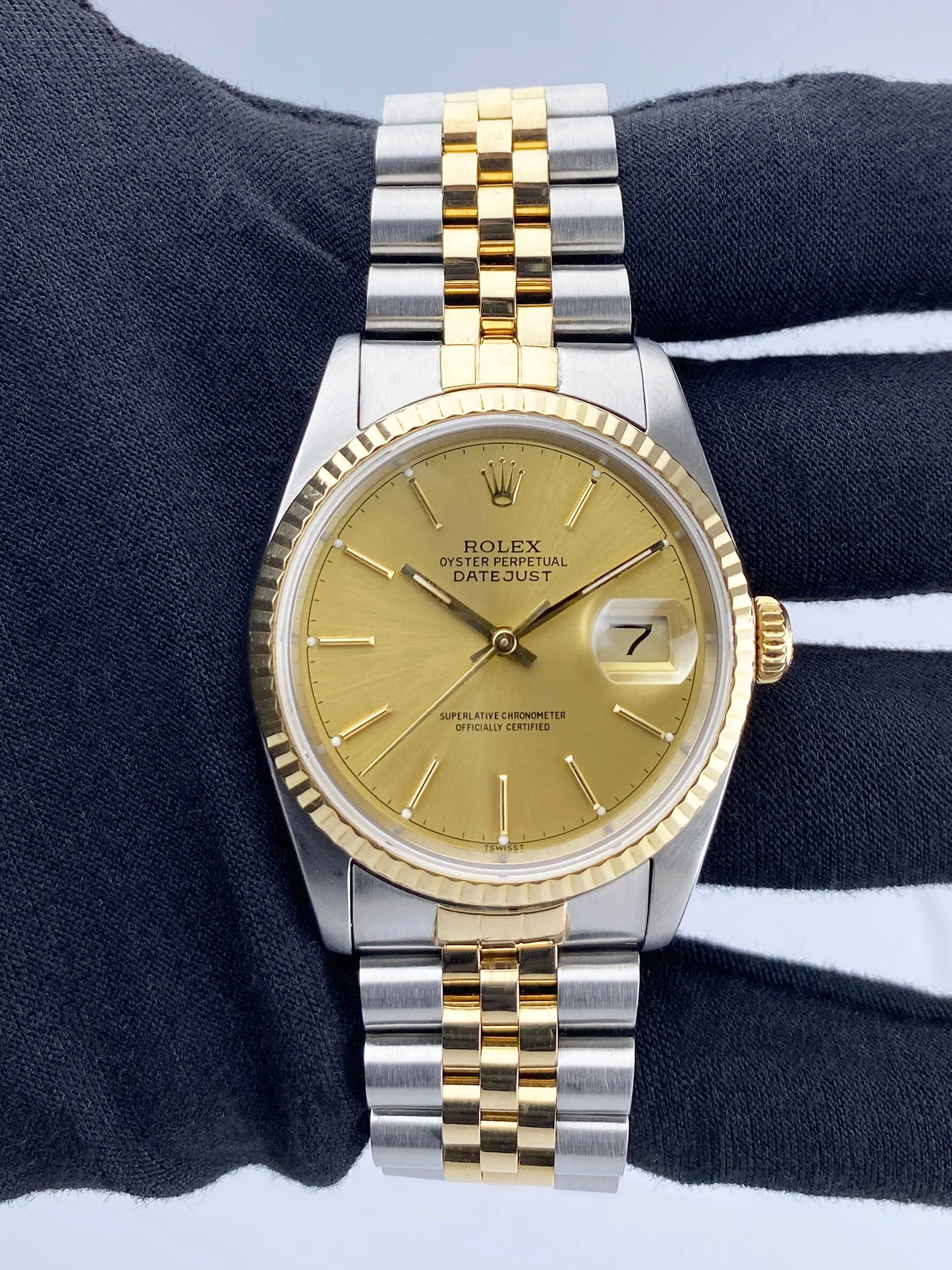 Rolex Datejust 16233 Champagne Dial Mens Watch
