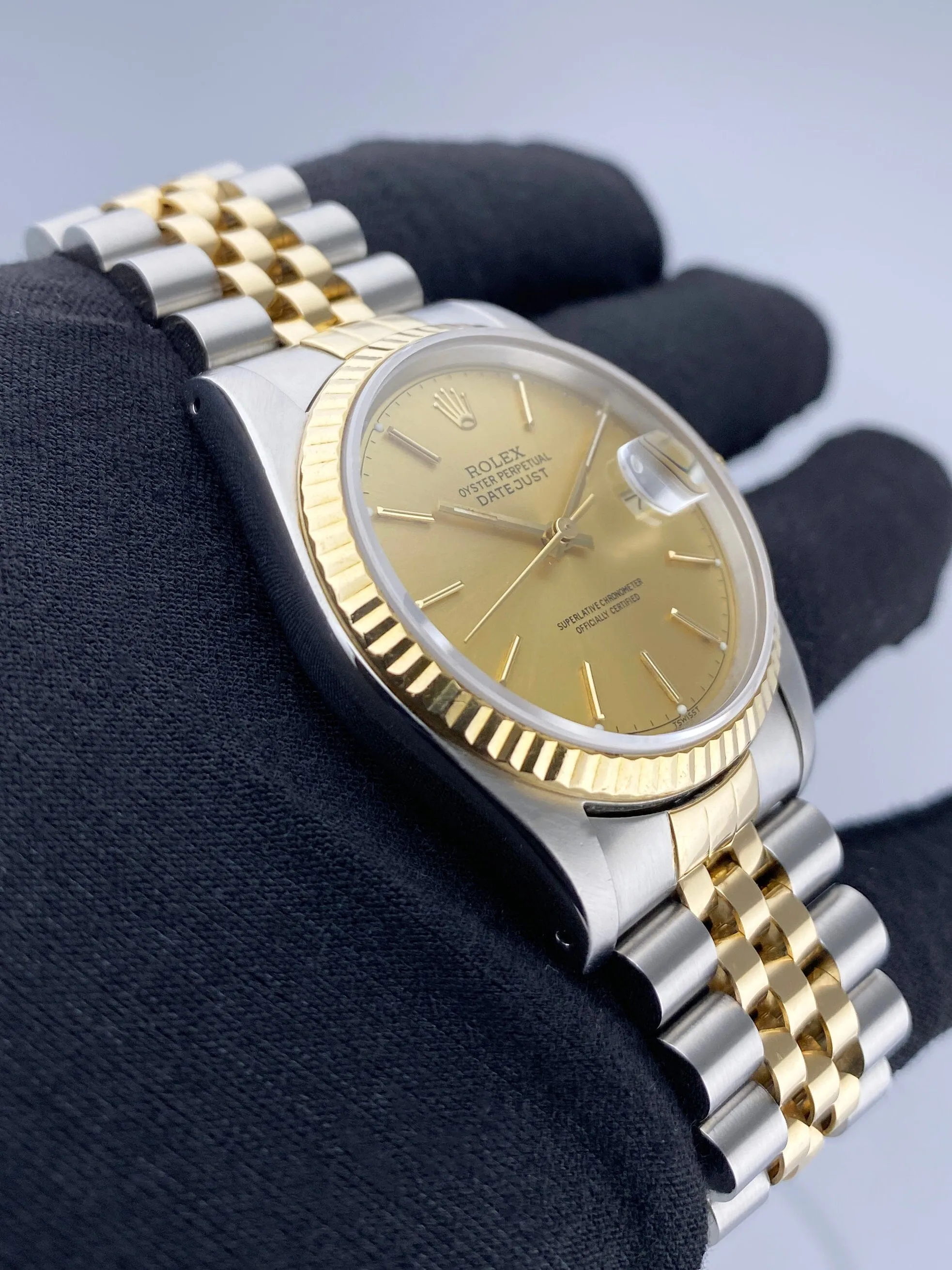 Rolex Datejust 16233 Champagne Dial Mens Watch