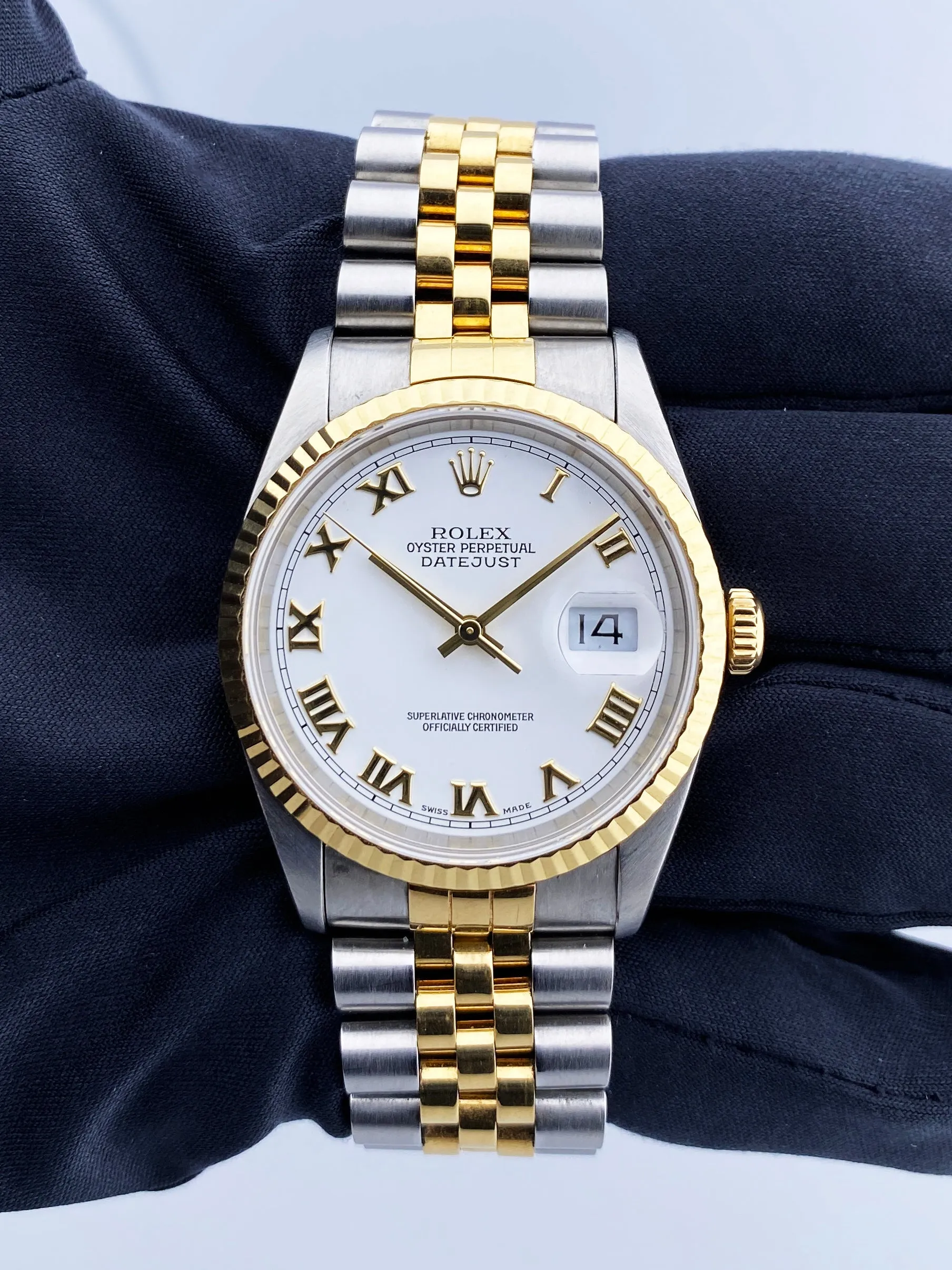 Rolex Datejust 16233 White Dial Men Watch