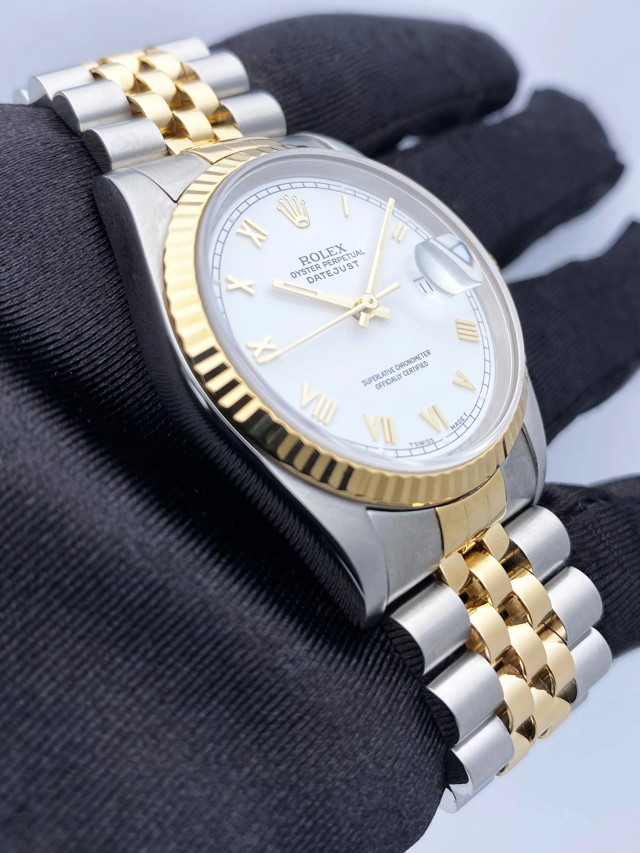Rolex Datejust 16233 White Dial Two Tone Mens Watch