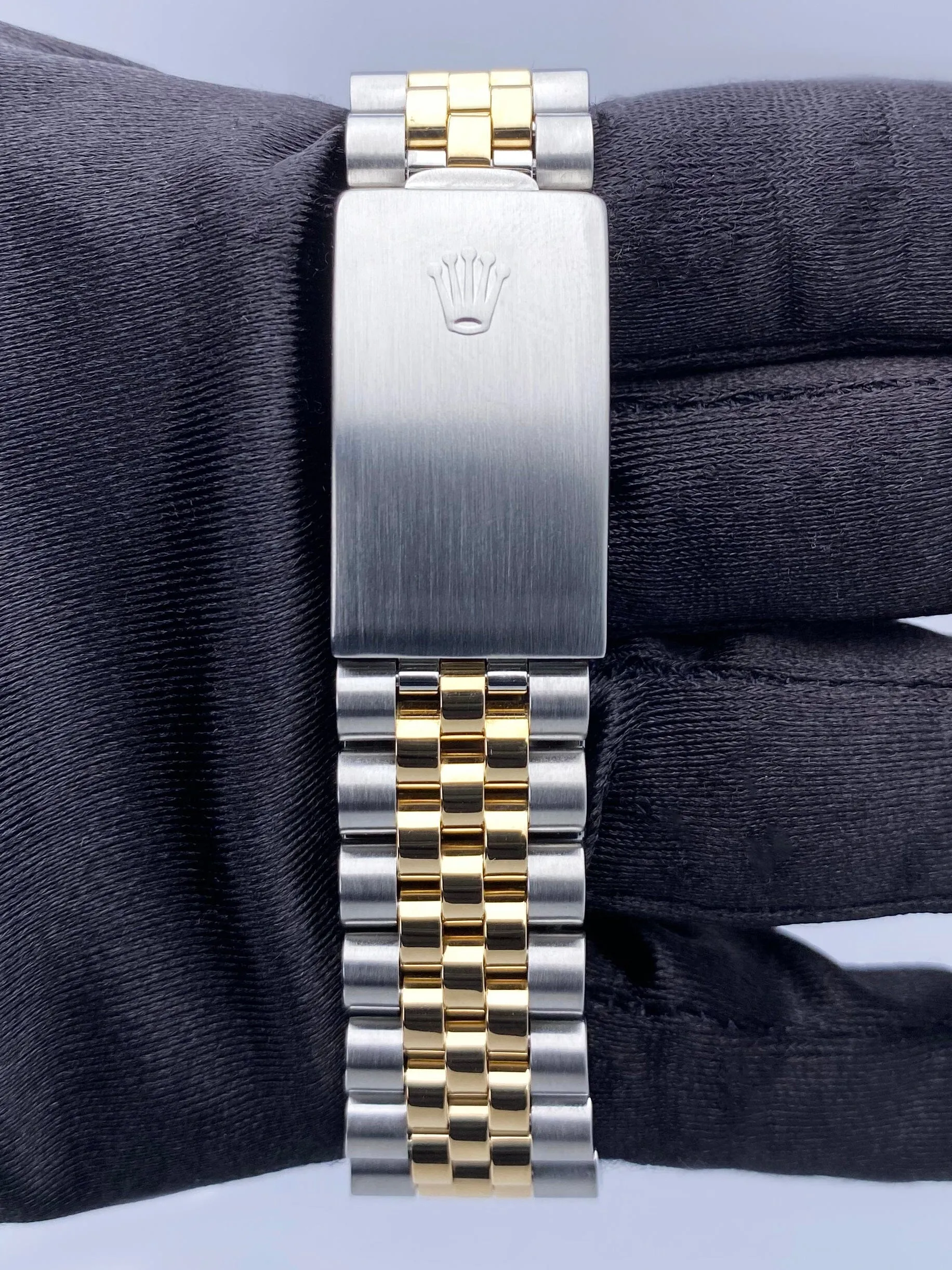 Rolex Datejust 16233 White Dial Two Tone Mens Watch