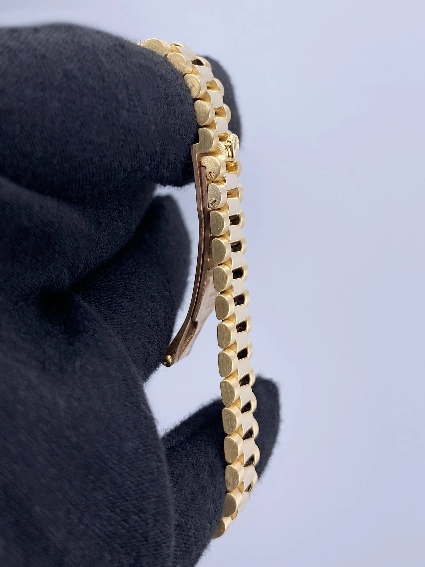 Rolex Datejust 69178 Champagne Dial 18K Yellow Gold Ladies Watch