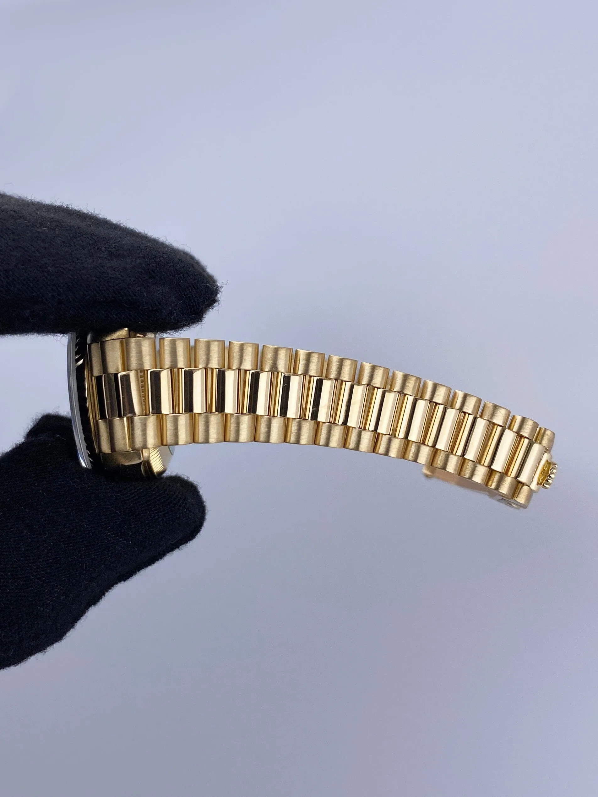Rolex Datejust 69178 Champagne Dial 18K Yellow Gold Ladies Watch