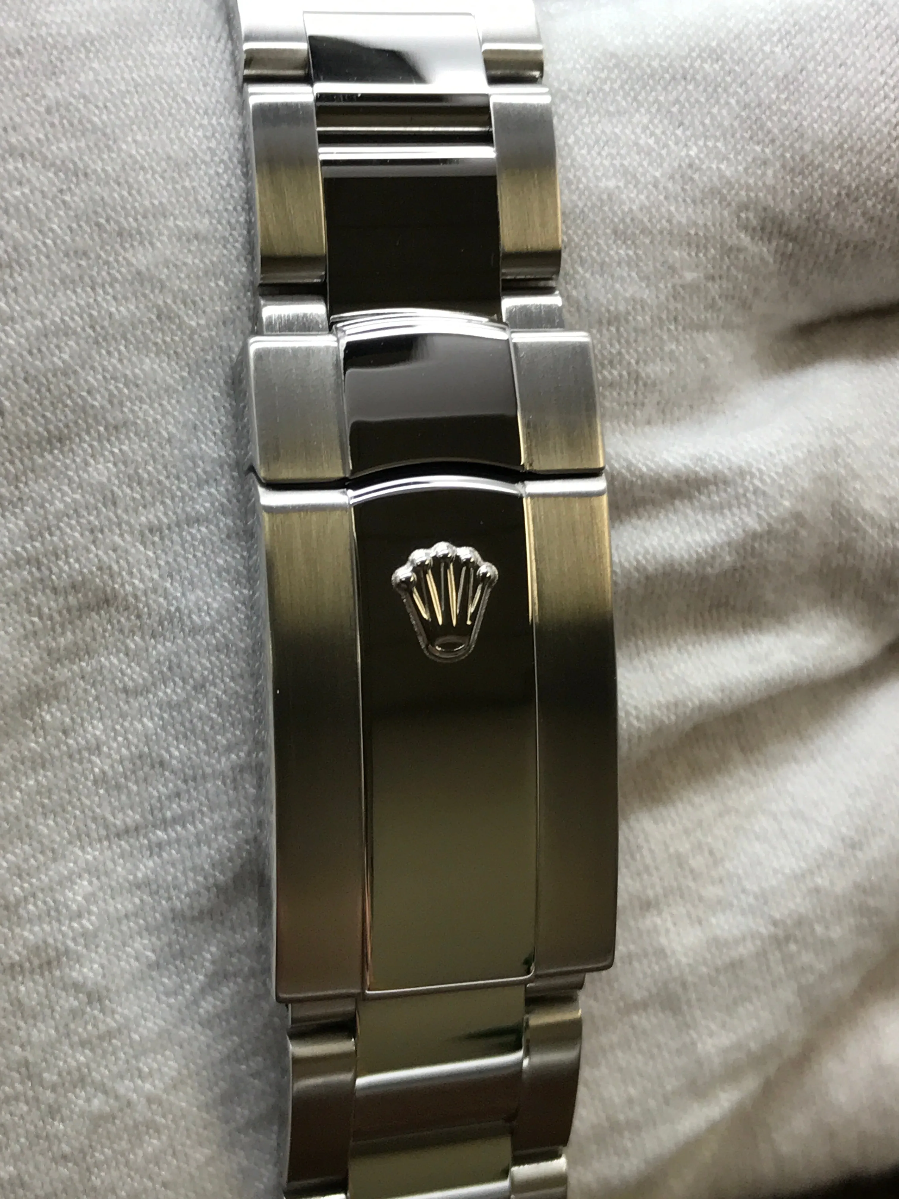 Rolex Datejust II 41mm 116334 Rhodium Dial Automatic Men's Watch