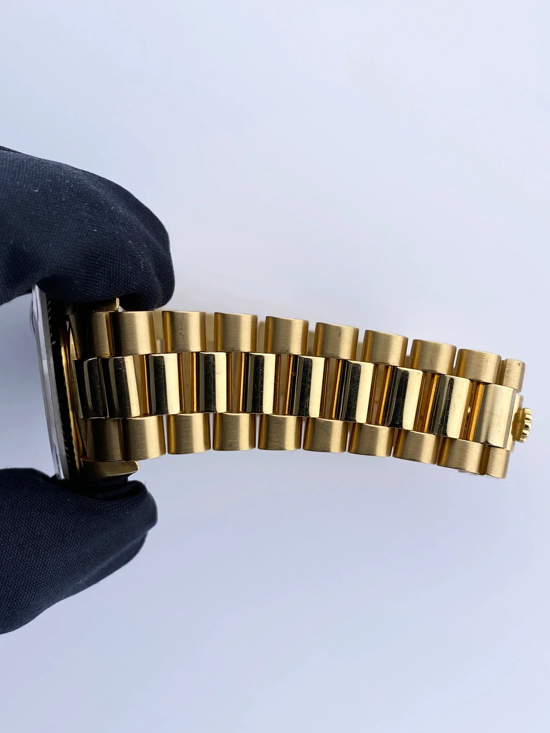 Rolex Day Date 18038 18K Yellow Gold Mens Watch
