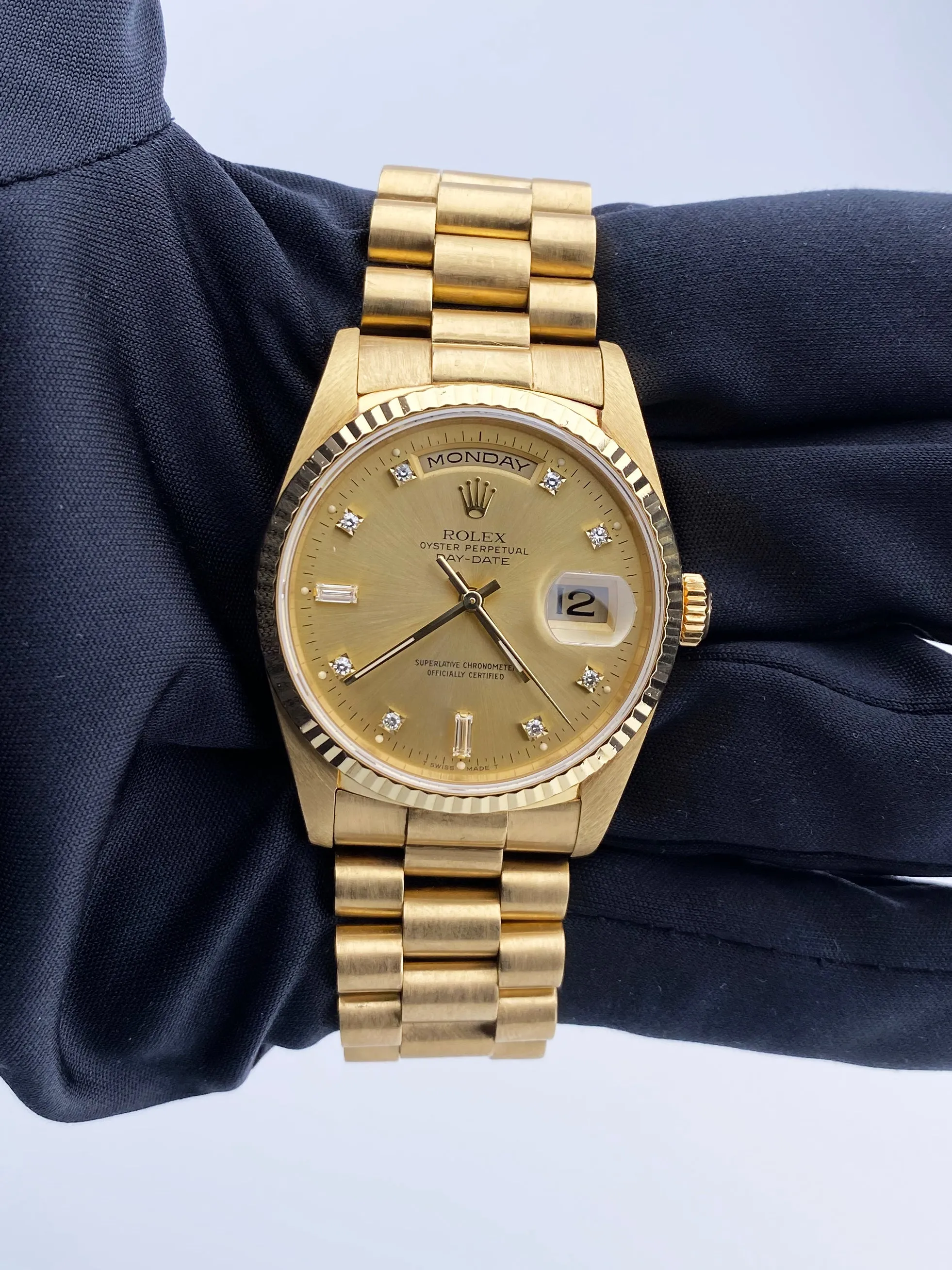 Rolex Day Date 18238 President Diamond Dial Mens Watch