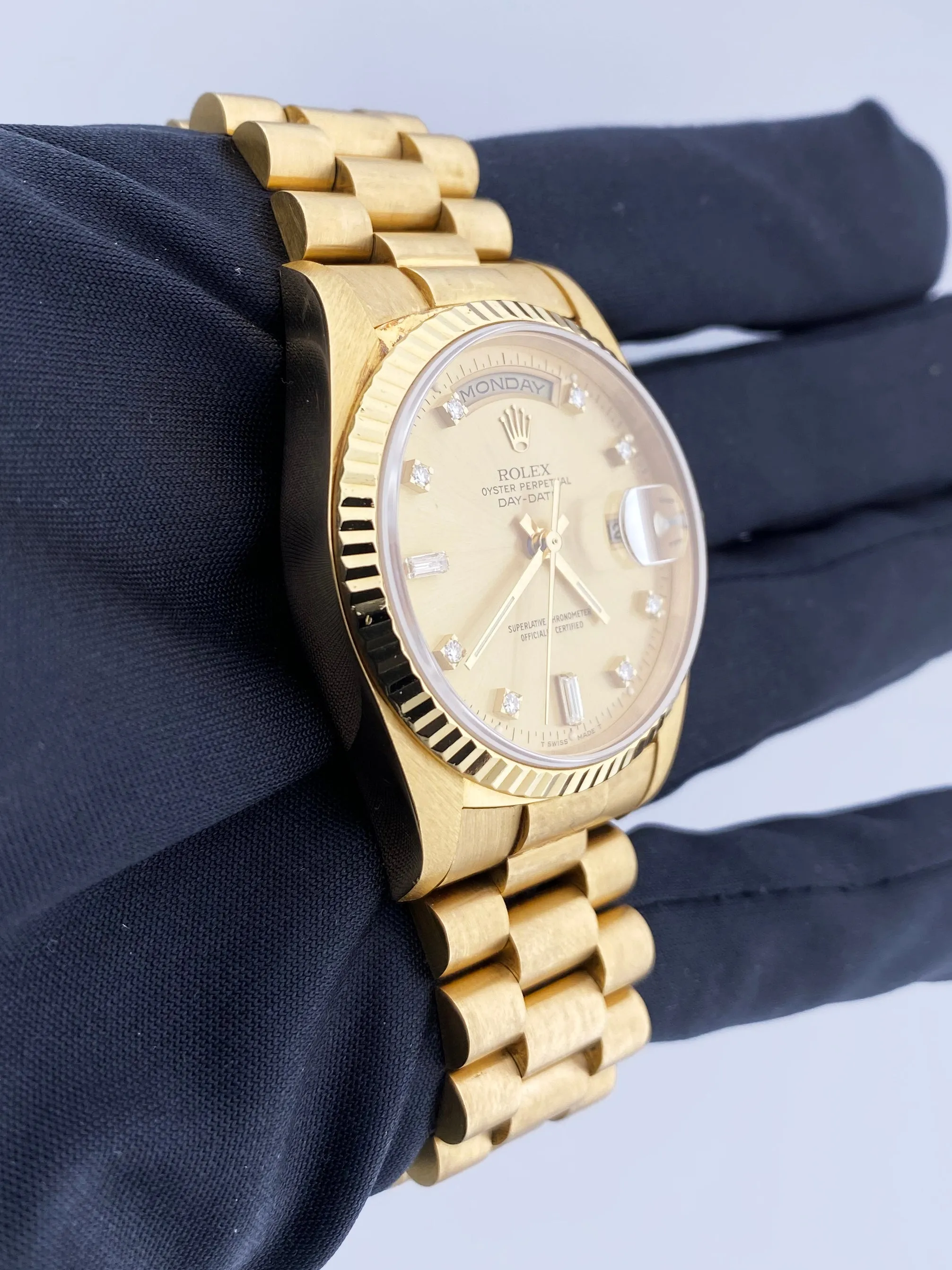 Rolex Day Date 18238 President Diamond Dial Mens Watch