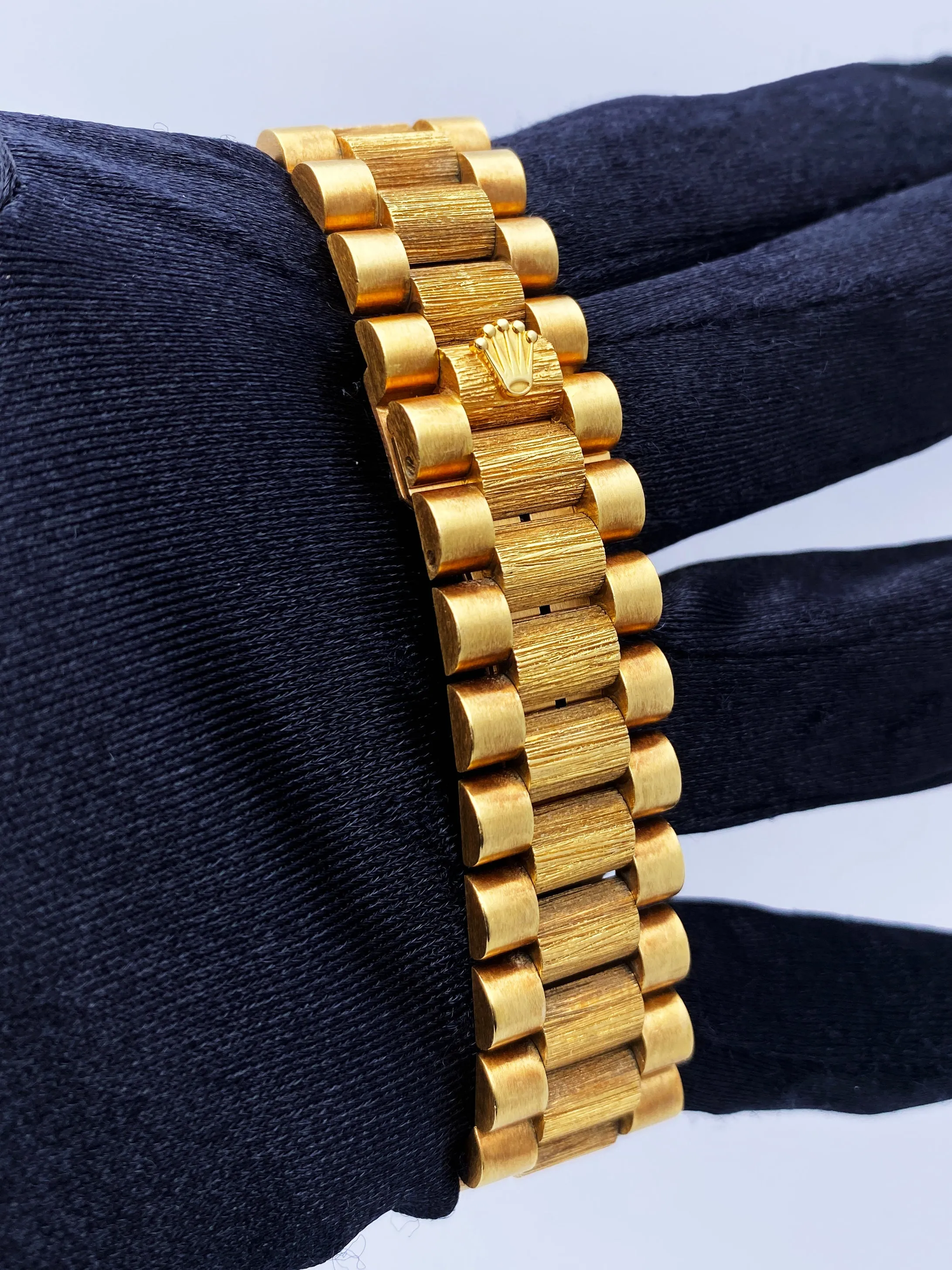 Rolex Day Date 18308 Diamond 18K Yellow Gold Mens Watch