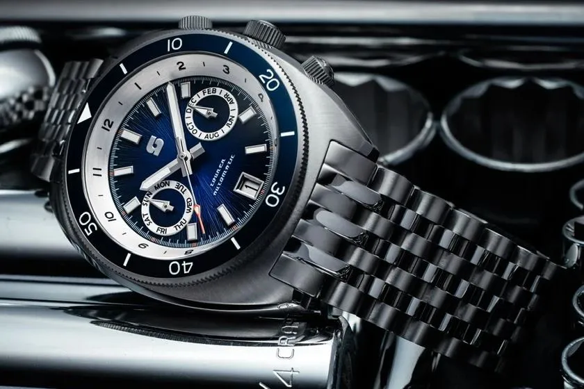 Straton Tourer Triple&nbsp;Calendar (Blue) 200m