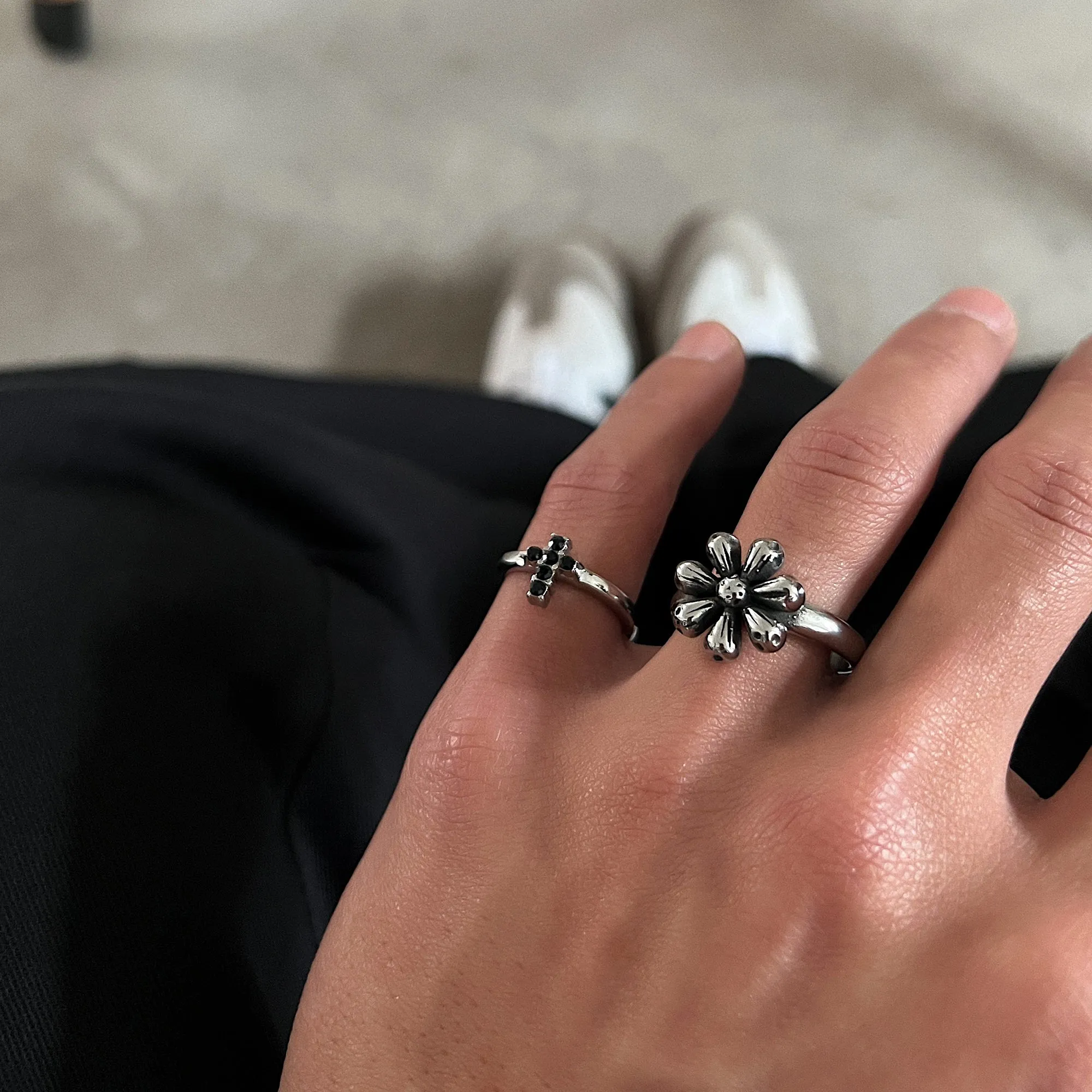 Three-dimensional Flower Vintage Ring