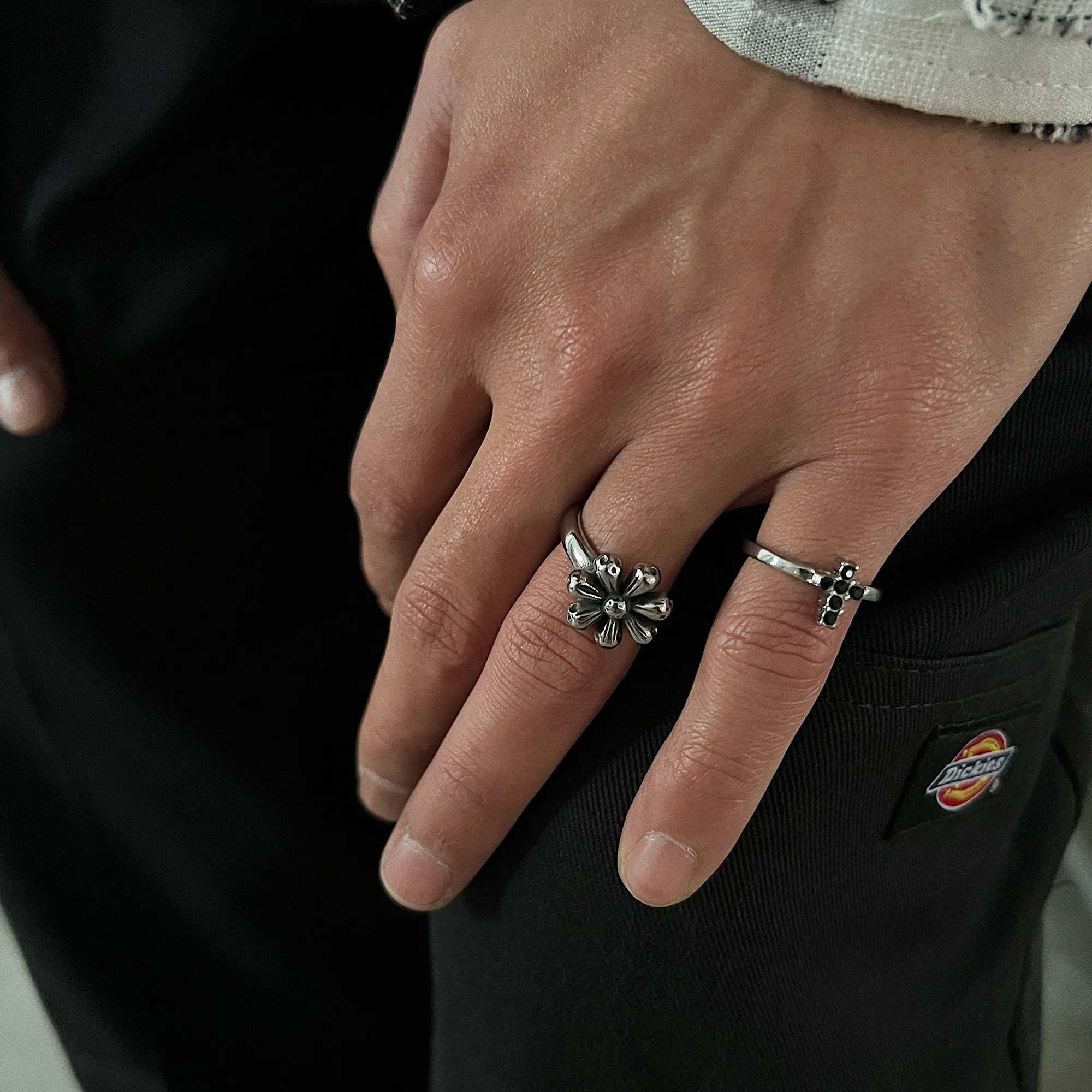 Three-dimensional Flower Vintage Ring