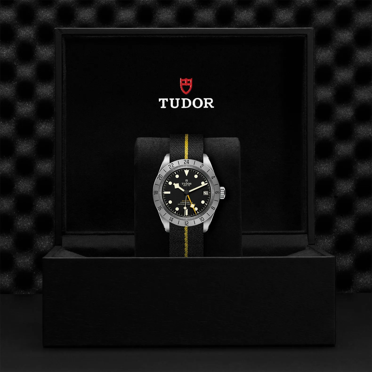 TUDOR Black Bay Pro 39mm Case, Black Dial, Fabric Strap Bracelet (M79470-0002)