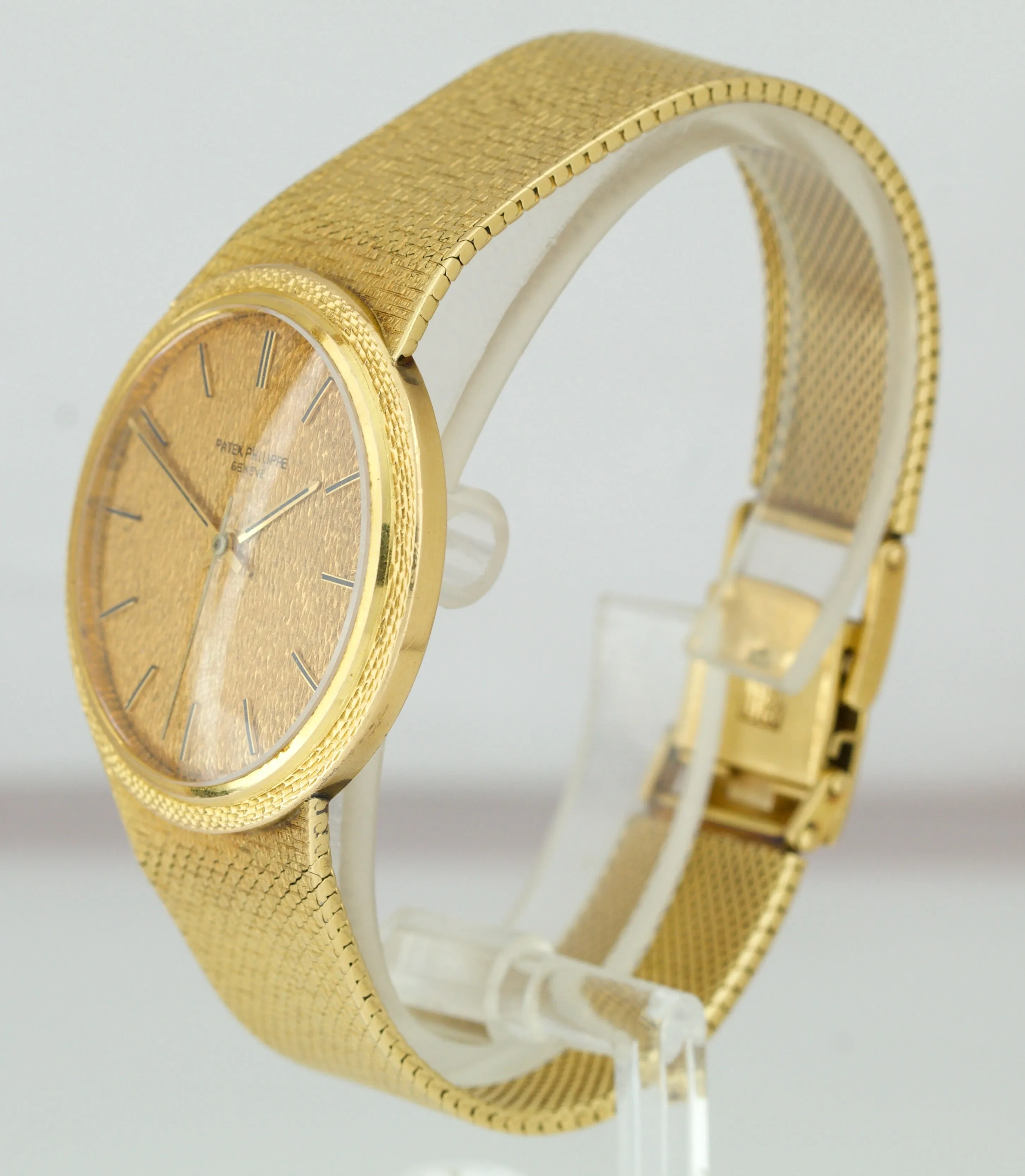 Vintage Patek Philippe Back Wind 35mm Automatic 3569 18K Yellow Gold Mesh Watch