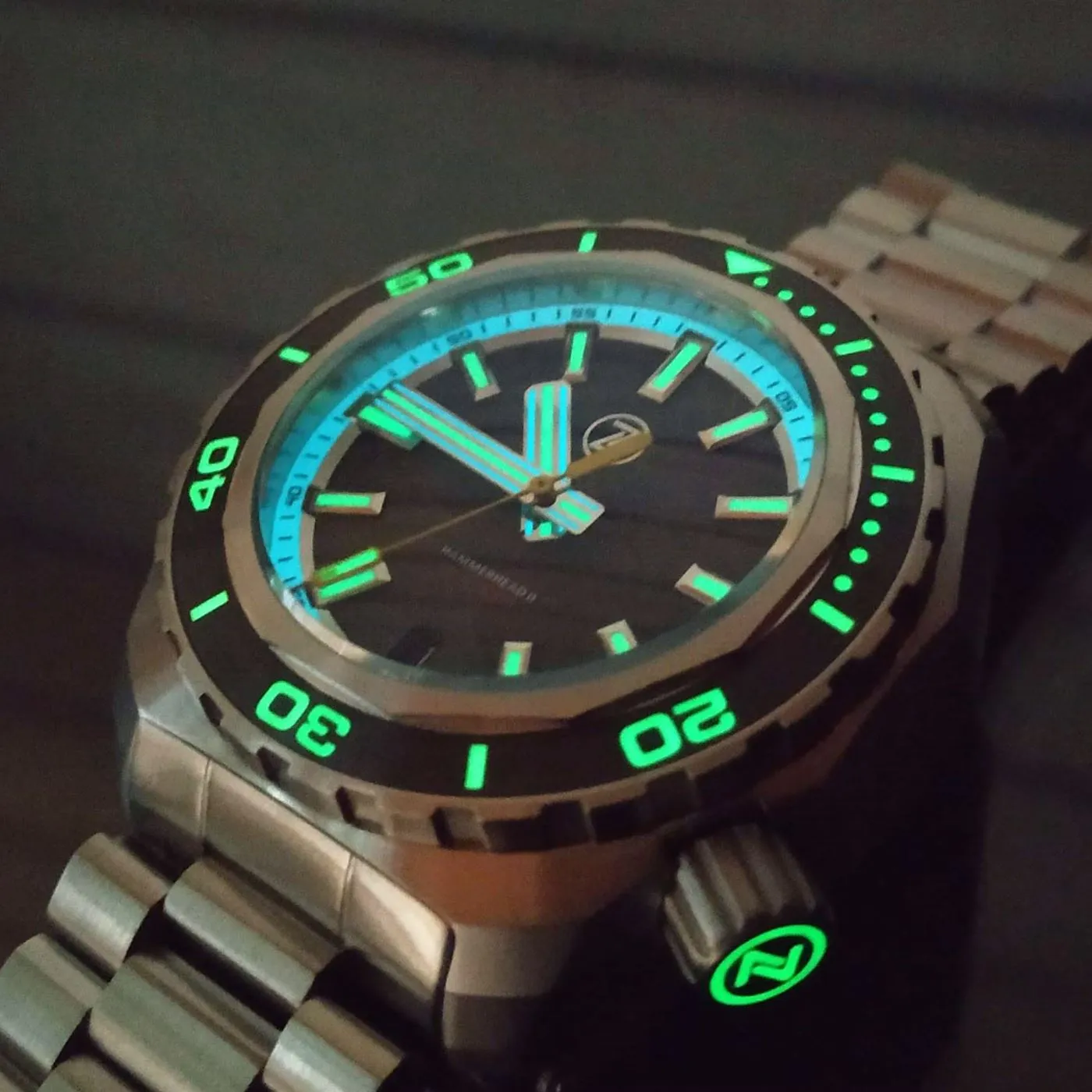 Zelos Hammerhead 2 1000M Steel Forged&nbsp;Carbon Display&nbsp;Model